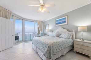 3 bedrooms, iron/ironing board, travel crib, free WiFi - Luxurious Gulf-front Condo, Heated Pool, Spa/Gym (Navarre Beach)