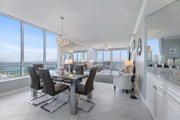 Interior - Luxurious Gulf-front Condo, Heated Pool, Spa/Gym (Navarre Beach)