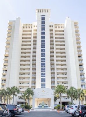 Exterior - Luxurious Gulf-front Condo, Heated Pool, Spa/Gym (Navarre Beach)