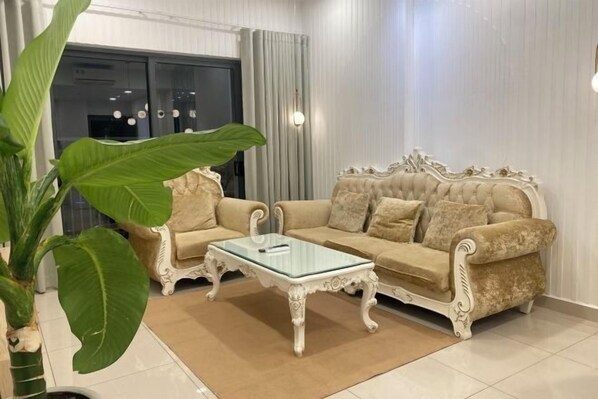 Room - Jessica's home in Soho Residence, District 1 (Ho Chi Minh City)