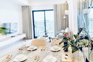 Room - Jessica's home in Soho Residence, District 1 (Ho Chi Minh City)
