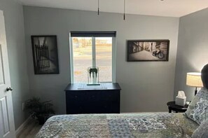 2 chambres, accès à Internet, literie fournie