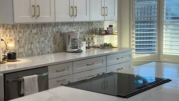 Microwave, oven, stovetop, dishwasher