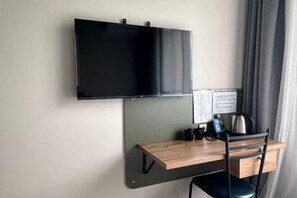 Cots/infant beds - Gul Dala apartments (Almaty)