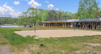 Stunning apartment in Okoniny Nadjeziorne