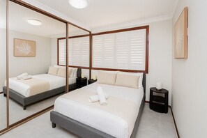 3 dormitorios, tabla de planchar con plancha, wifi gratis y ropa de cama