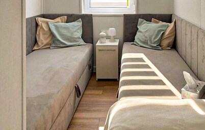 Cozy home in Stolec with house a panoramic view