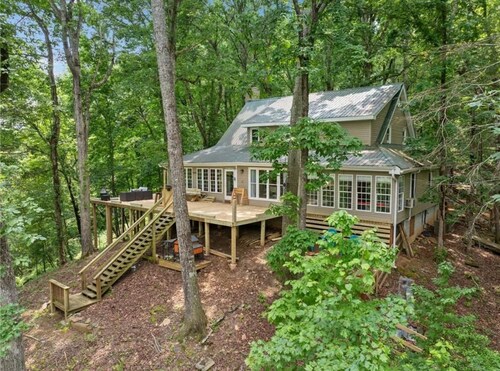Grays on the River - Hot tub - Game room - Kayaking, Tubing & Fishing