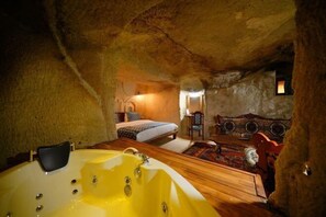 Cribs/infant beds - Cappadocia Nar Cave House & Swimming Pool (Nar)