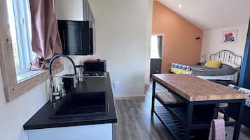 Microondas, placa de cocina