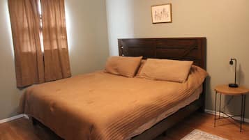 3 slaapkamers, een strijkplank/strijkijzer, wifi, beddengoed