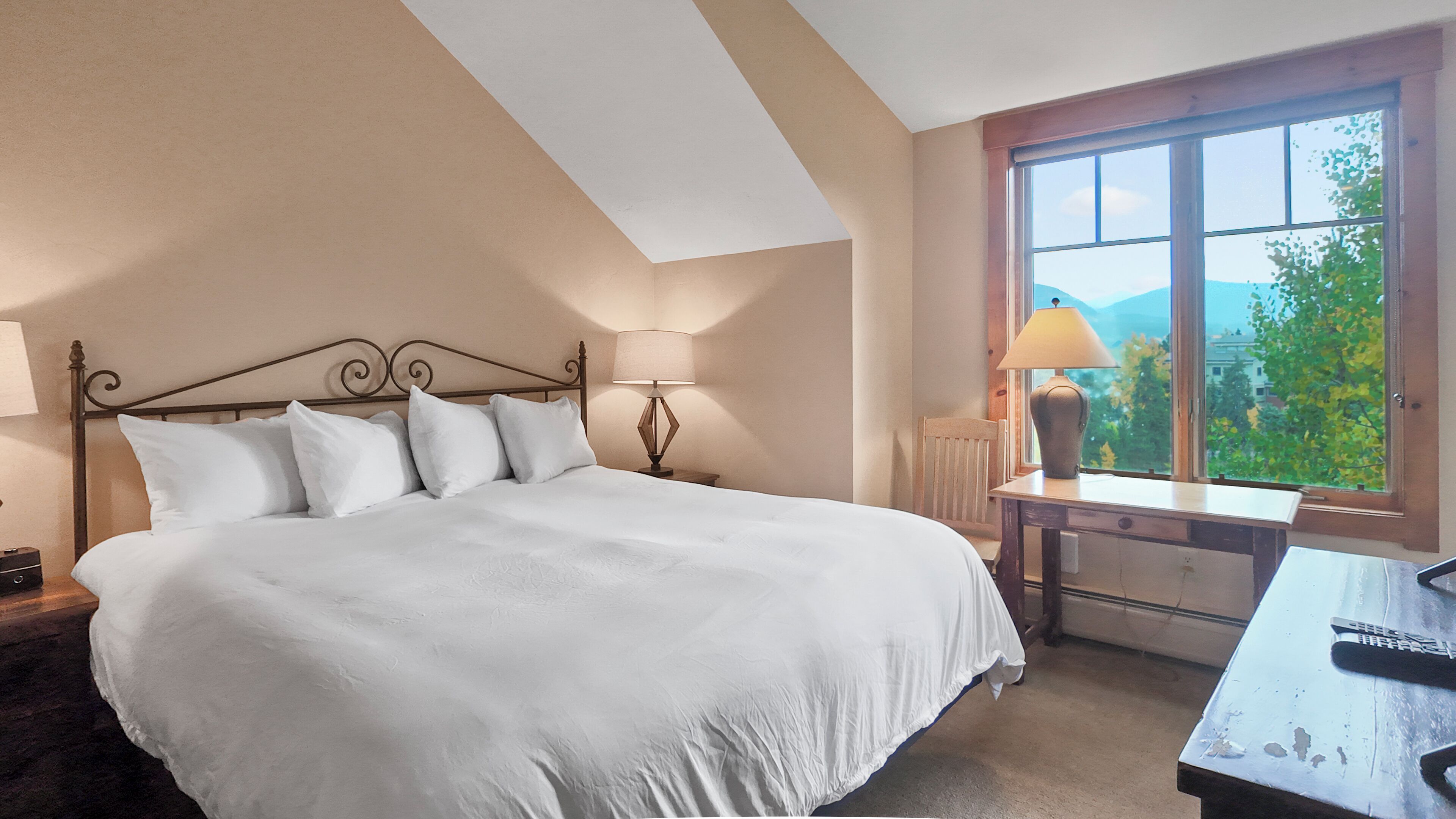 3 habitaciones, tabla de planchar con plancha y wifi gratis 