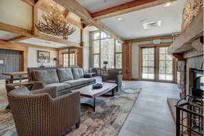 Smart TV, fireplace, books