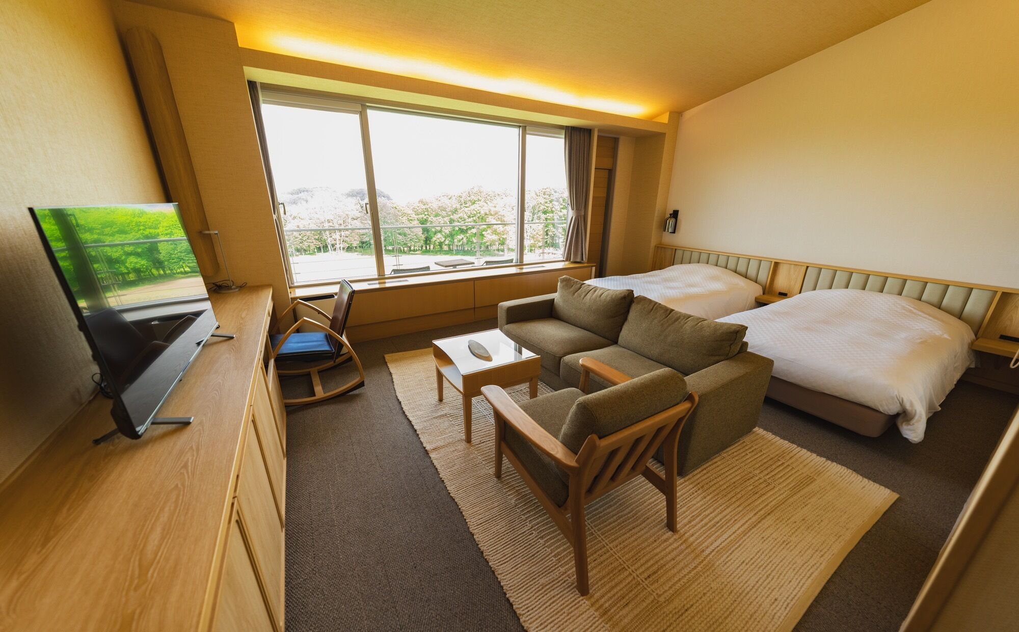 Family Suite | In-room safe, iron/ironing board, free WiFi, bed sheets