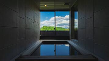 Quadruple Room, Non Smoking, Private Bathroom | Garden view