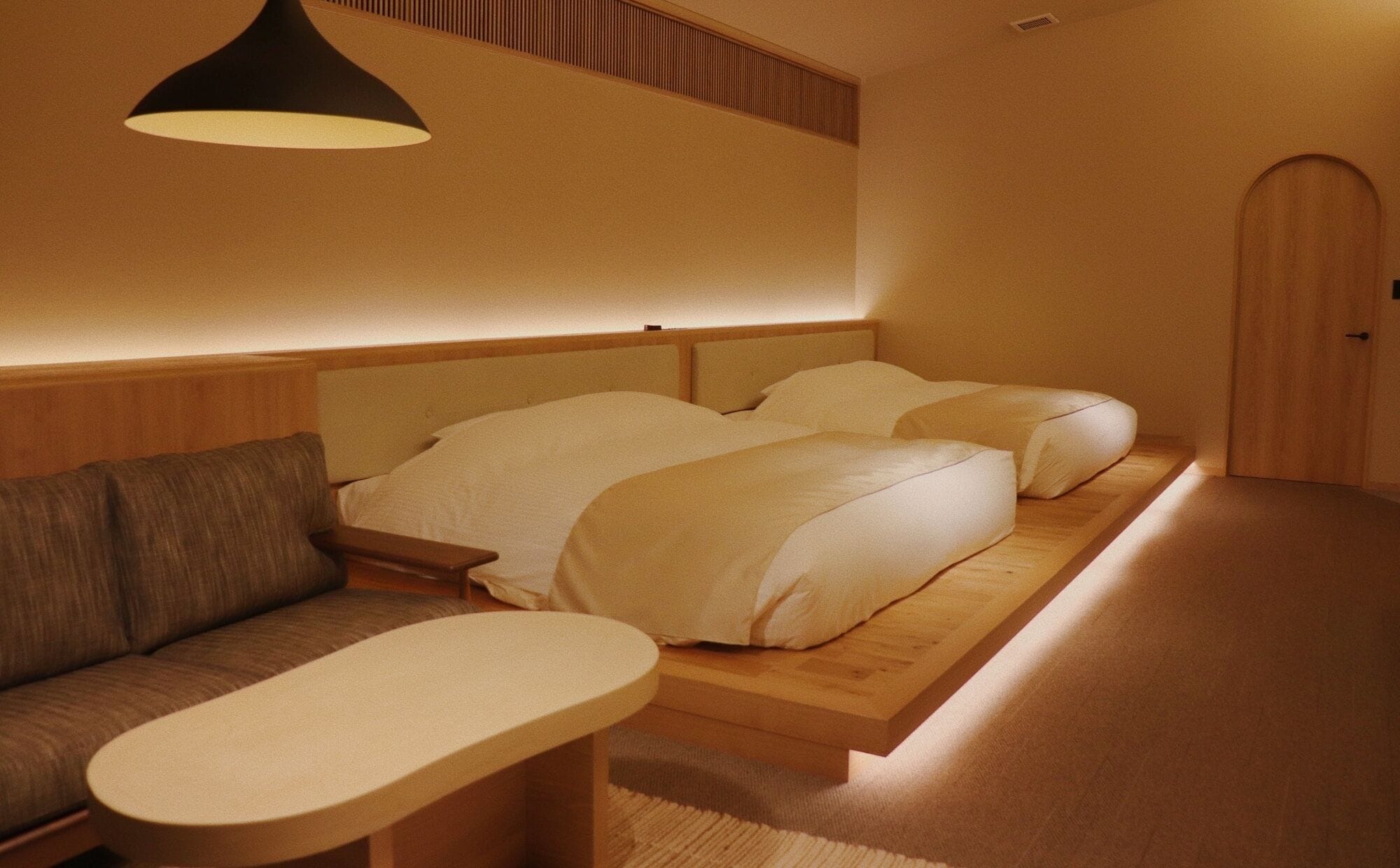 Hot Spring Suite, Non Smoking | In-room safe, iron/ironing board, free WiFi, bed sheets