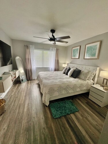 Waterfront Condo by the Marina