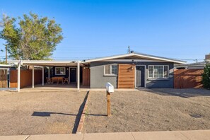 Exterior - The 4BD&1BA Tempe Nook (Tempe)