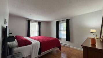 3 bedrooms, iron/ironing board, WiFi