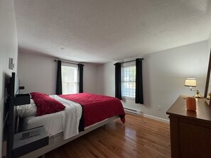 3 bedrooms, iron/ironing board, WiFi