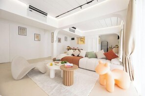 Cribs/infant beds - Ratchada Retreat Boutique Suites (Bangkok)