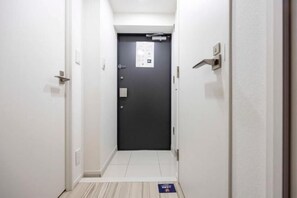 Interior - Renaissance Court Jiyugaoka (Tokyo)