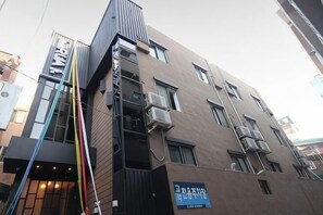 Exterior - 1RUA (Busan)