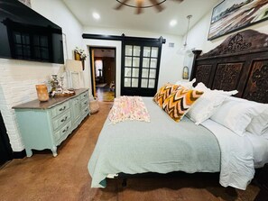 1 chambre, fer et planche à repasser, Wi-Fi, literie fournie