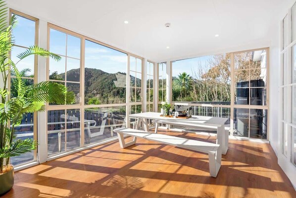 Dining - The Villa at Wolfe Street (Whangārei)