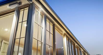 The Villa at Wolfe Street