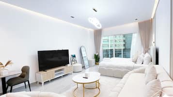 Apartment (0 Bedroom) | Front of property