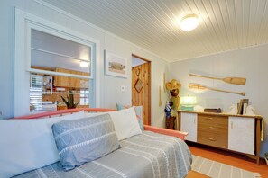 Apartment (0 Bedroom) | Interior