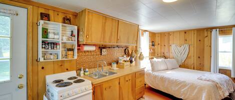 Apartment (0 Bedroom) | Front of property