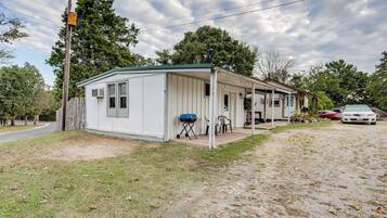 Apartment (0 Bedroom) | Interior