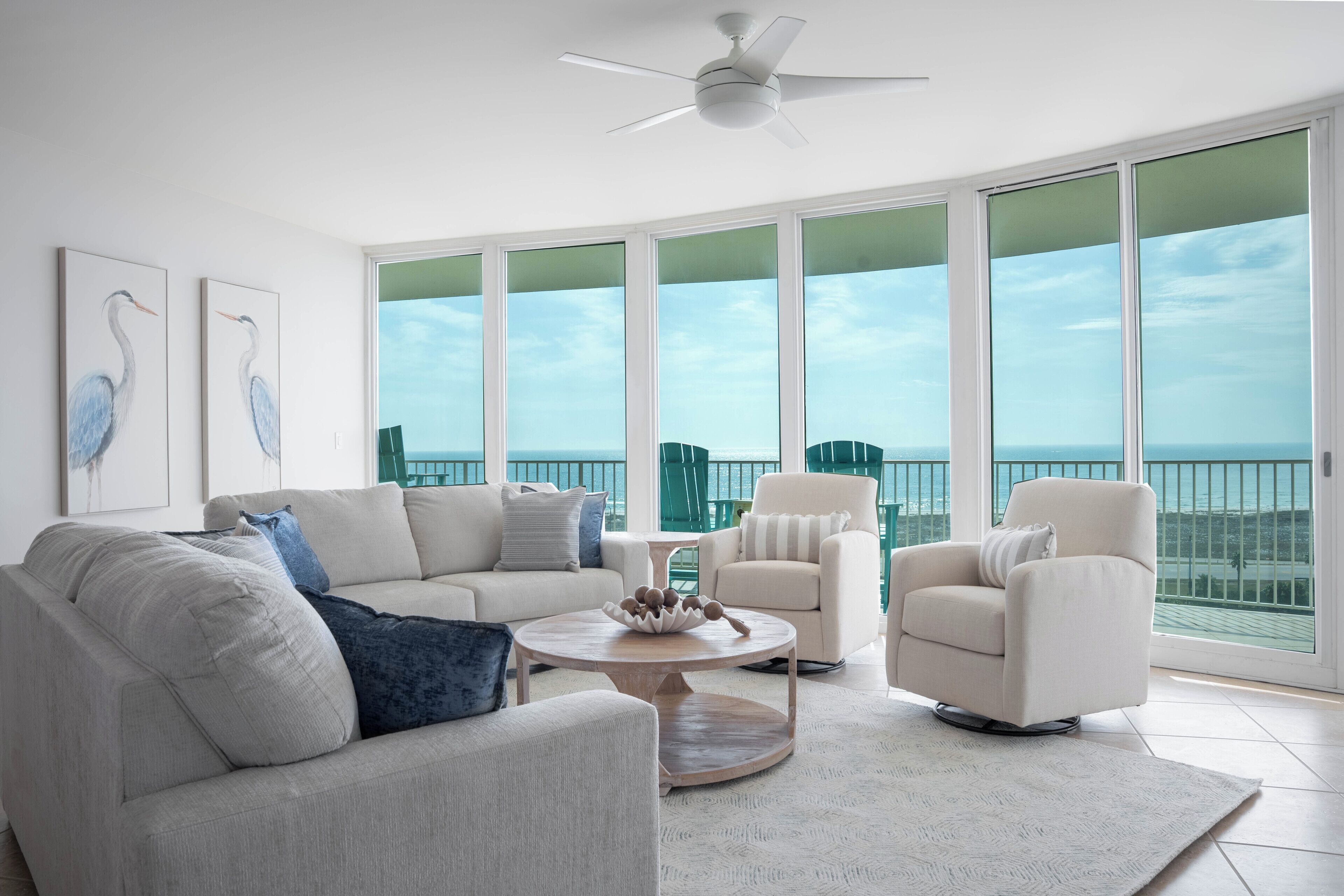 Smart-TV, DVD-spiller og bordtennis