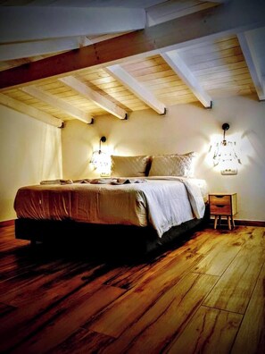 Luxury Suite, Balcony, City View | Egyptian cotton sheets, premium bedding, memory foam beds, in-room safe