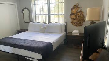 4 bedrooms, WiFi, bed sheets