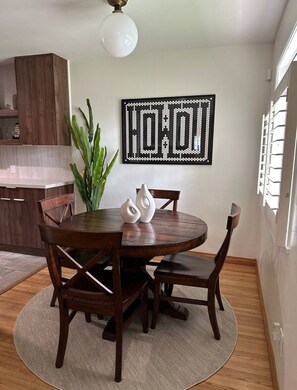 تن�اول الطعام