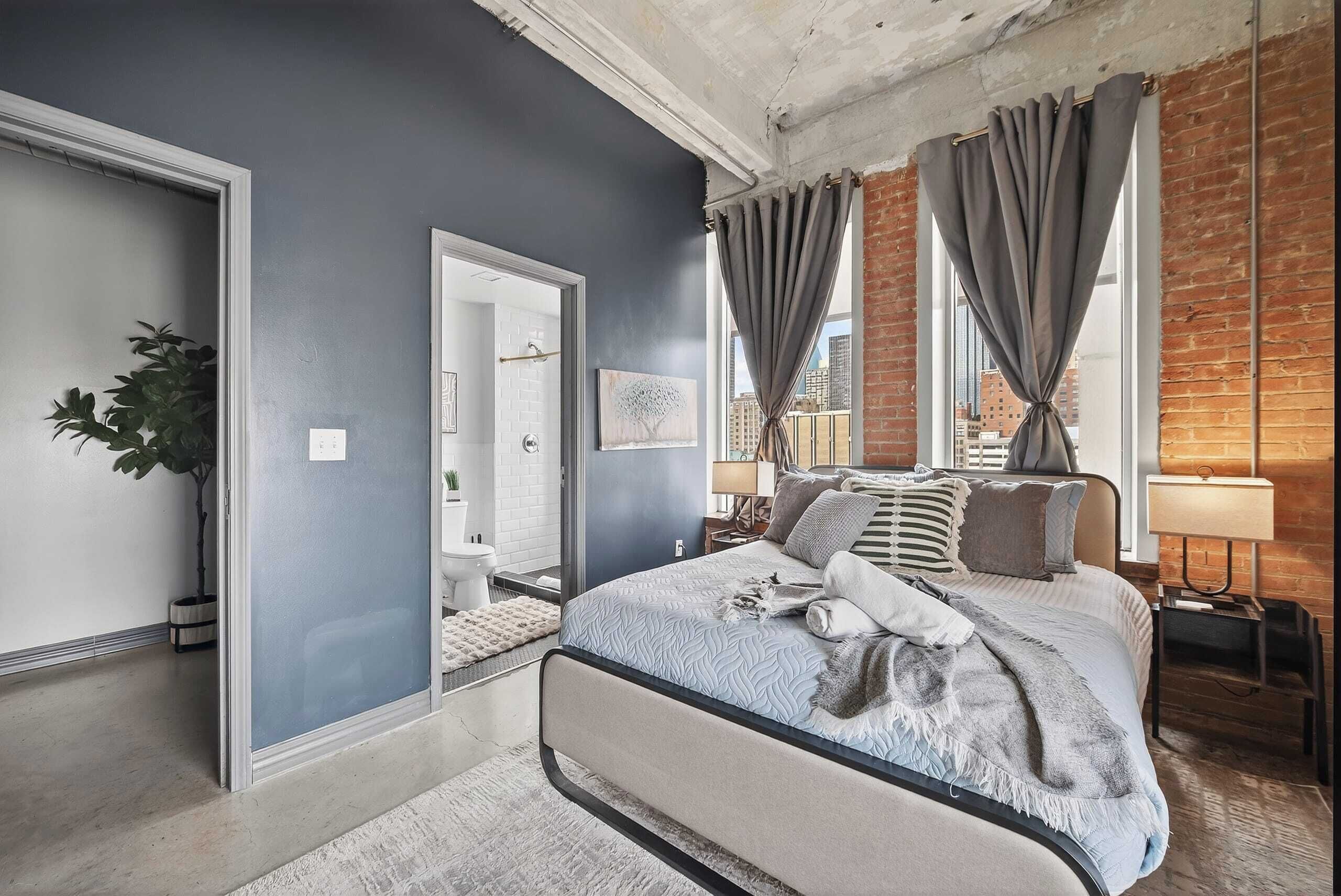 2 habitaciones, tabla de planchar con plancha y wifi gratis 