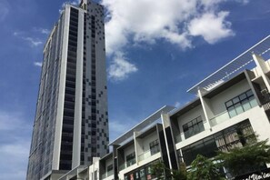 Exterior - Homestay In Aurora Place, Bukit Jalil (Kuala Lumpur)