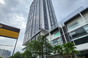 Unclassified image, 2 of 25, button - Homestay In Aurora Place, Bukit Jalil (Kuala Lumpur)
