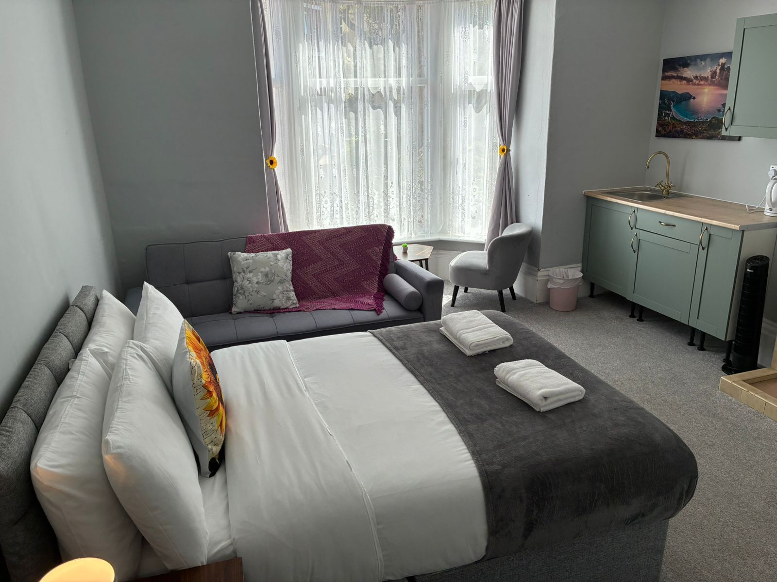 デラックス スタジオ | 防音設備、アイロン / アイロン台、WiFi (無料)