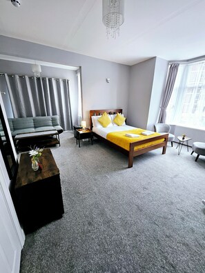 Studio Superior, pemandangan laut terbatas | Kedap suara, setrika/meja setrika, dan Wi-Fi gratis