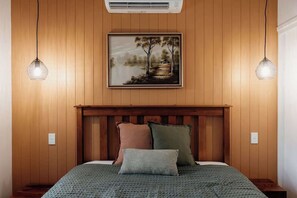 Room - Tuckeroo Cottages - Rosella Cottage (Rathdowney)