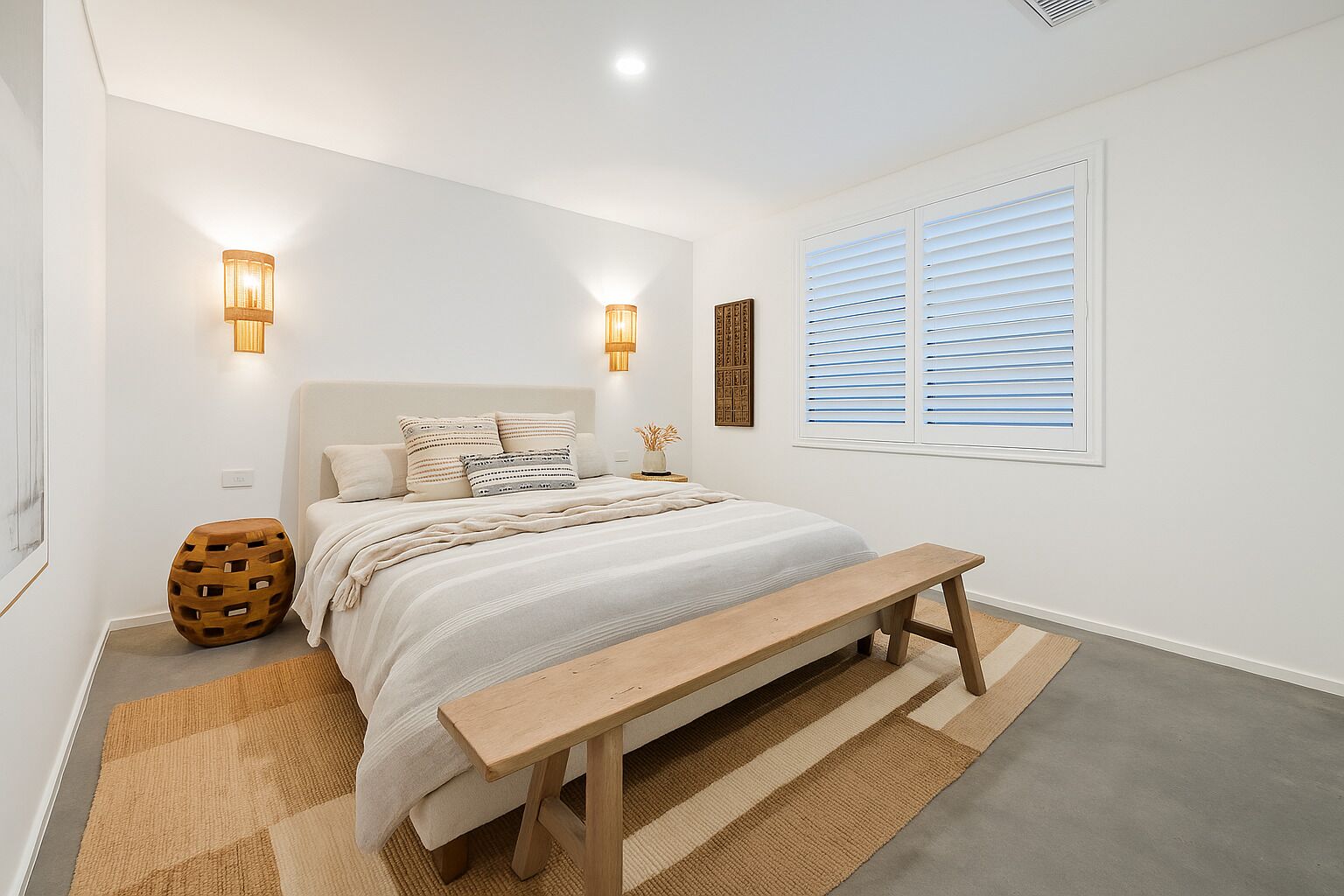 4 habitaciones, tabla de planchar con plancha, wifi y ropa de cama 