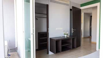 Family Double Room, City View | Desk, laptop workspace, free WiFi