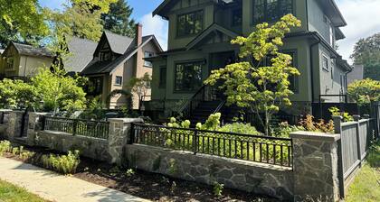 Carol’s garden home in the best community