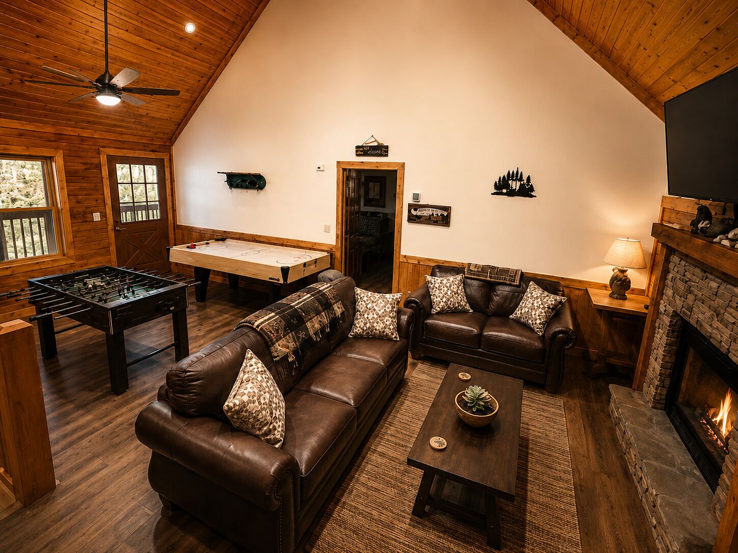 Hot Tub, Game Room, King Suites, Ev | Creekside Cabin - Pigeon Forge, TN