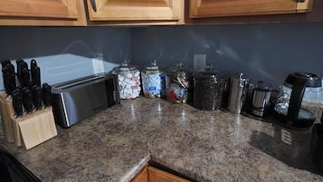 Microwave, oven, stovetop, dishwasher