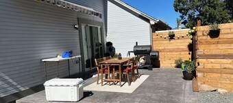 Charming 3-bedroom house in delightful Parker with AC